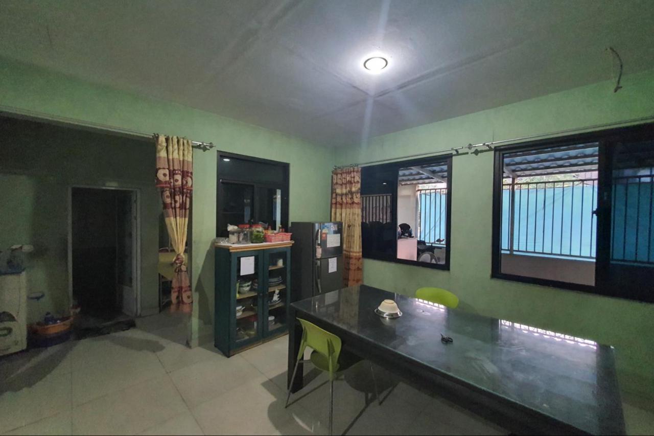 Oyo 93109 Garden Homestay 1 Tpr Surabaya Exterior foto